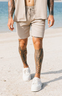 Model is 5'10 wearing W30