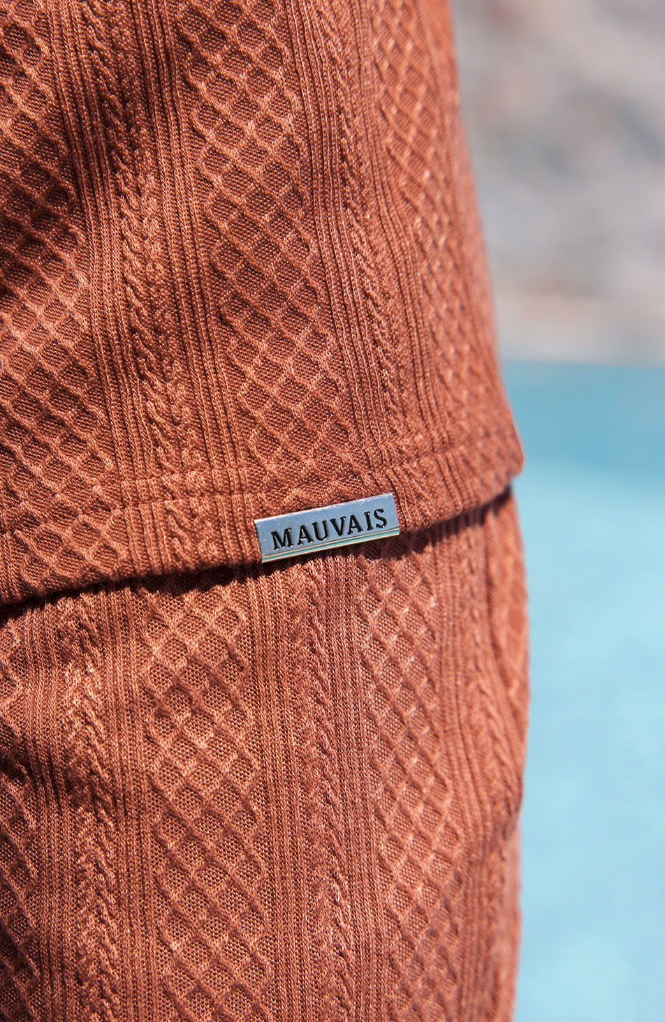 MAUVAIS