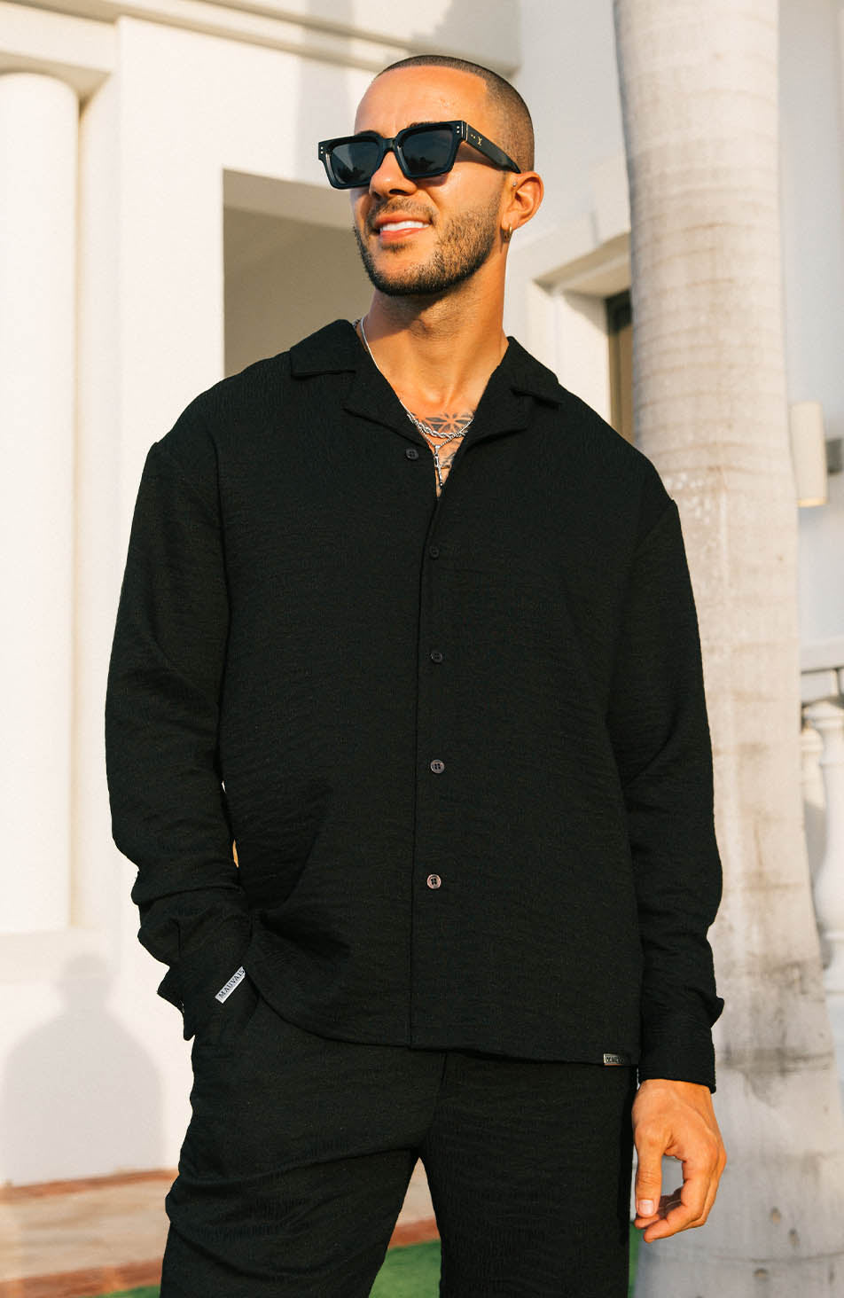 Fiorano Long Sleeve Relaxed Fit Shirt in Black