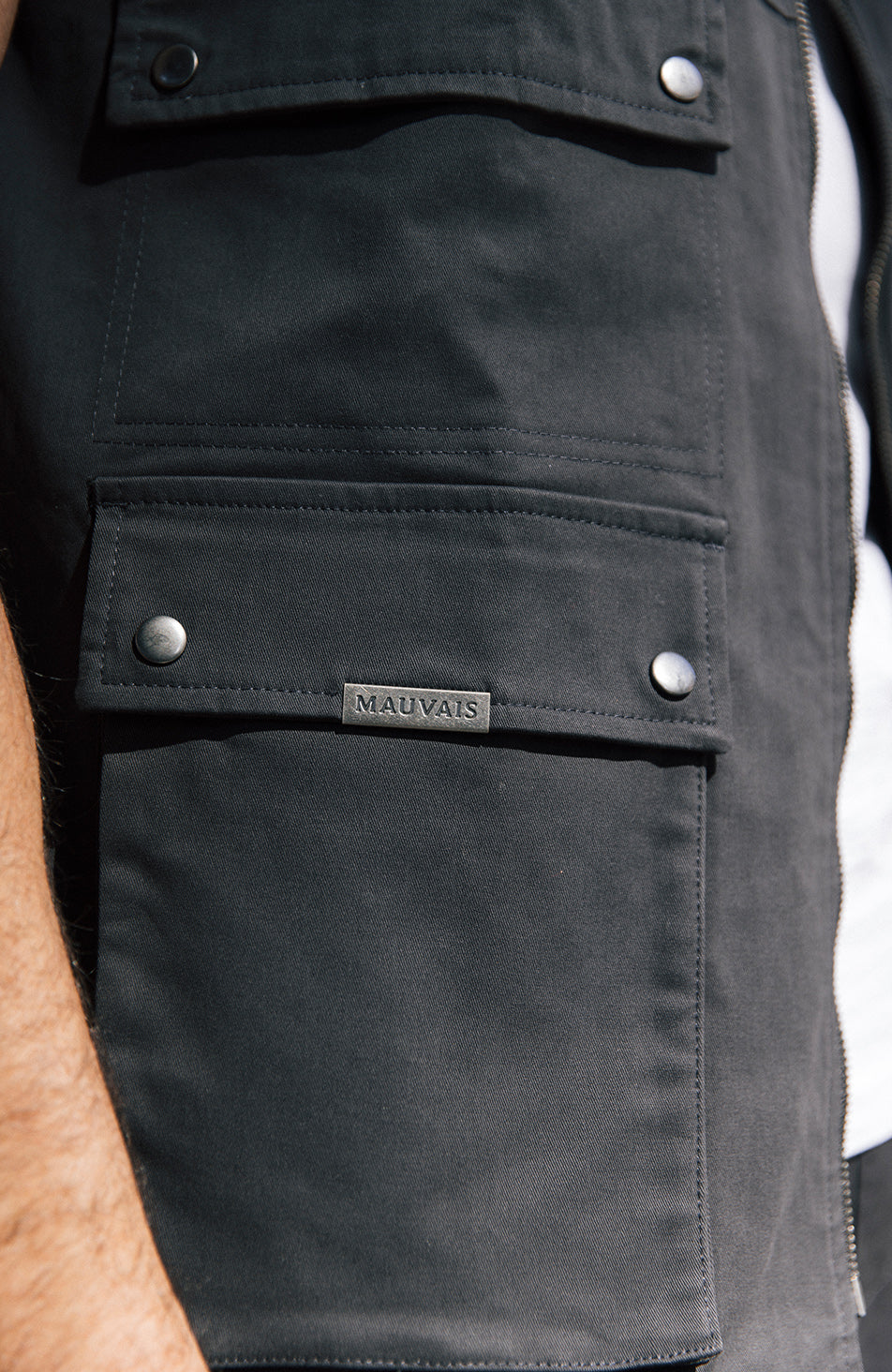 Cargo Vest in Charcoal