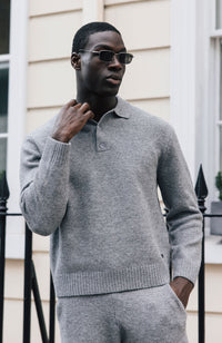 Model is 6'2 with size M chest, wearing size M 