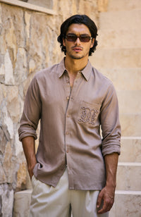 Model is 5'11 with a chest 38", wearing size M