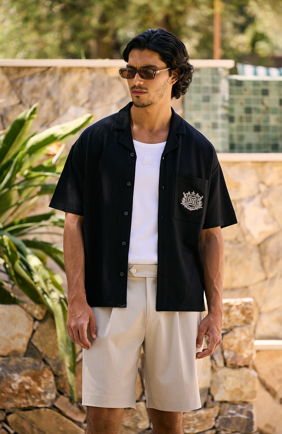 Hills Crest Embroidered Short Sleeve Shirt in Black