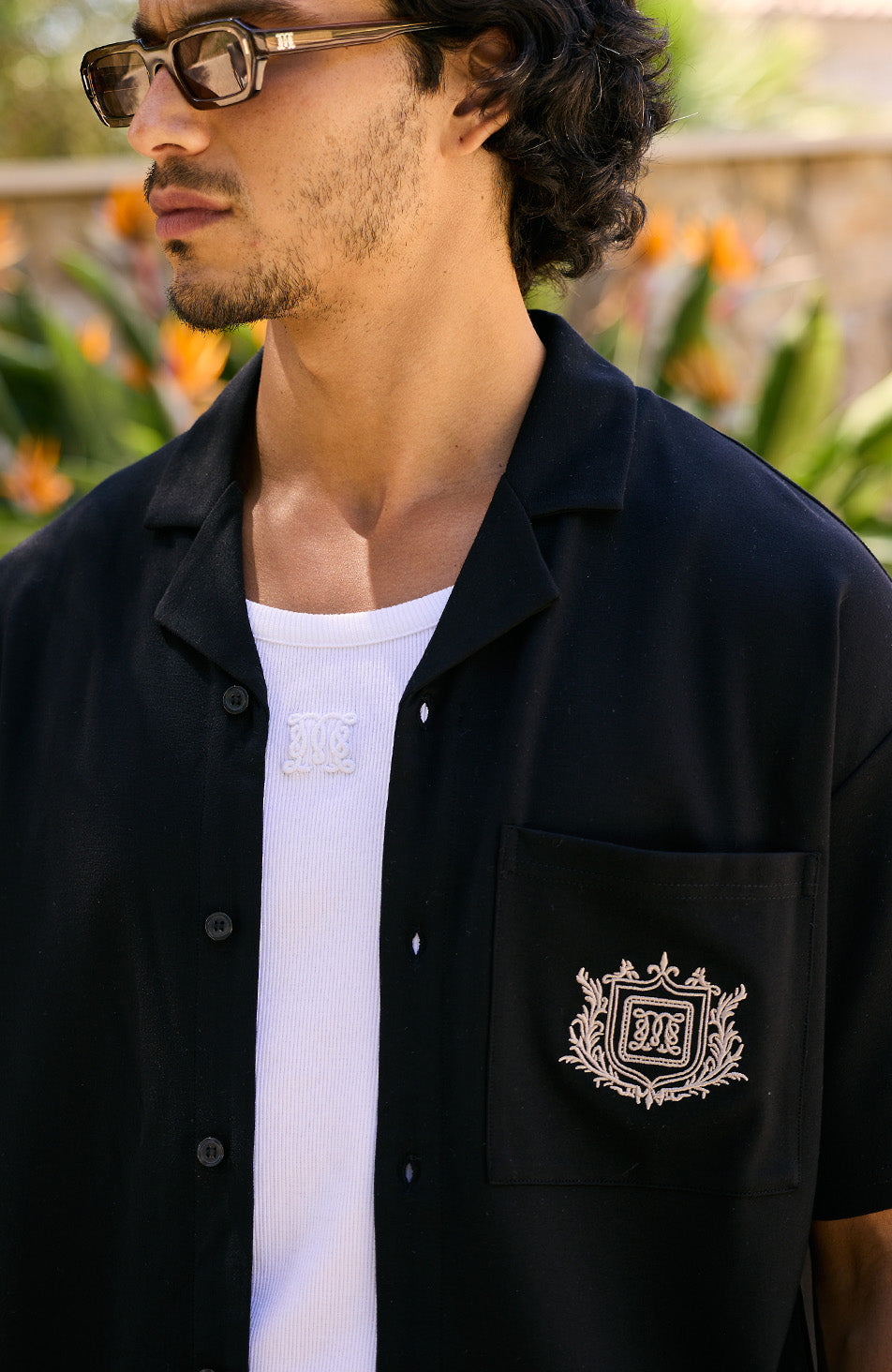 Hills Crest Embroidered Short Sleeve Shirt in Black