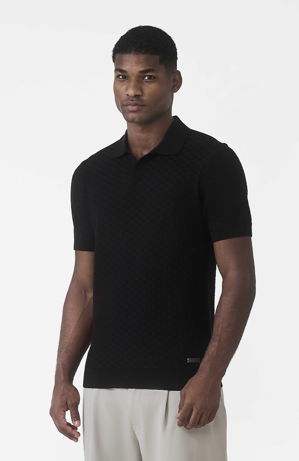 Nerano Slim Knit Polo in Black