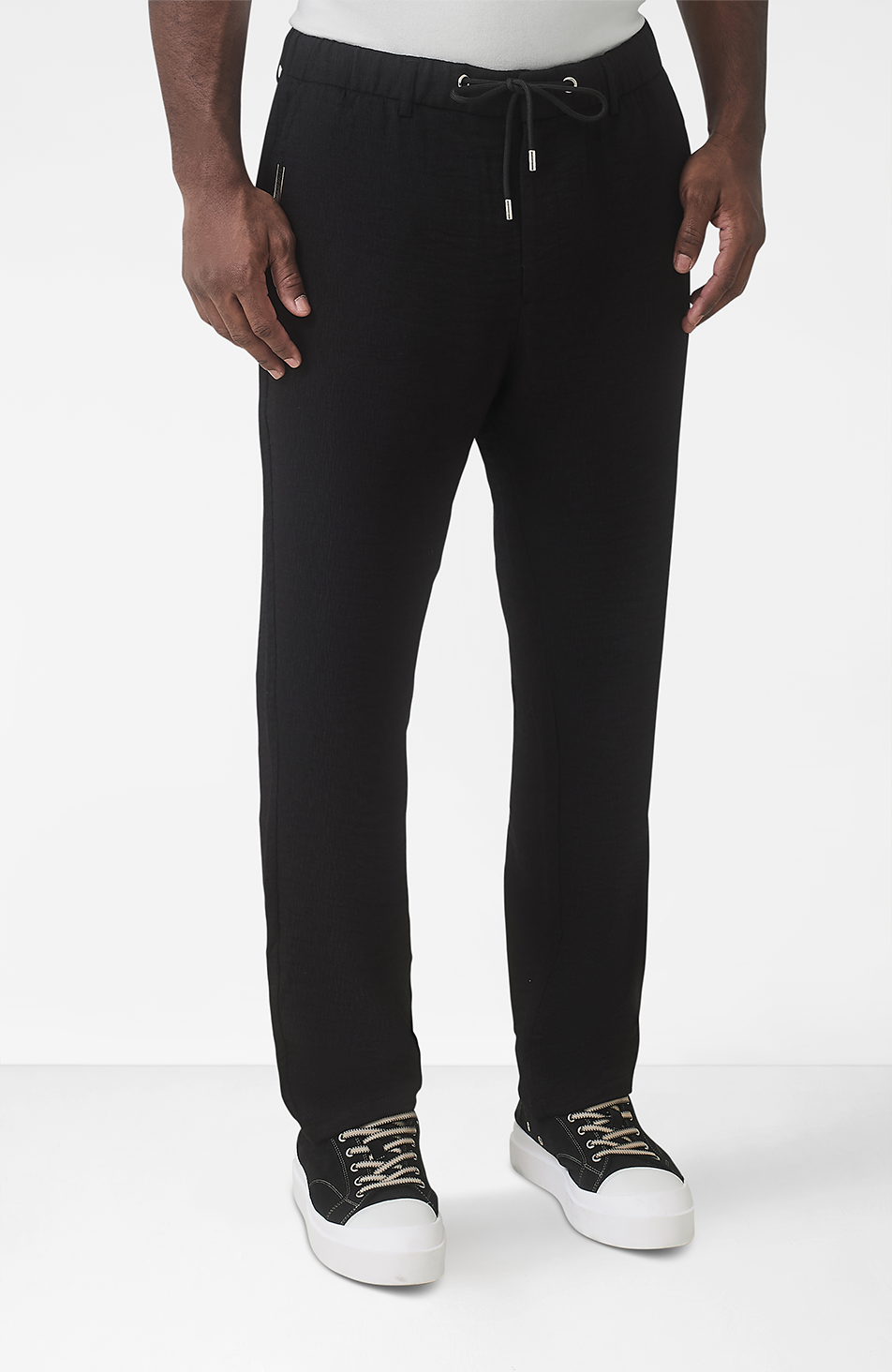 Fiorano Relaxed Fit Pants in Black