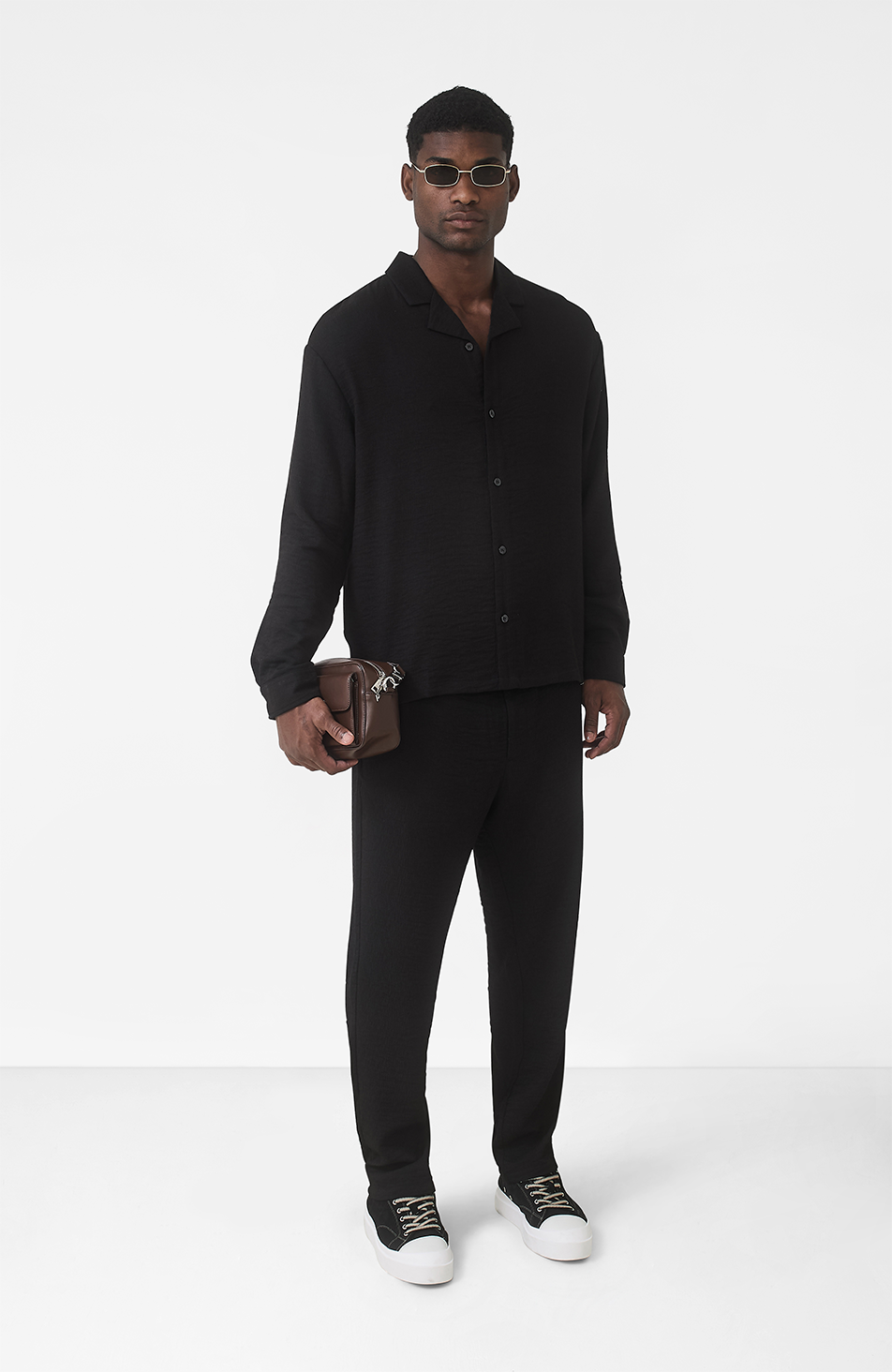 Fiorano Relaxed Fit Pants in Black