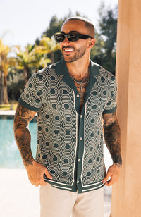 Model is 5'10, Chest 40in wearing size M