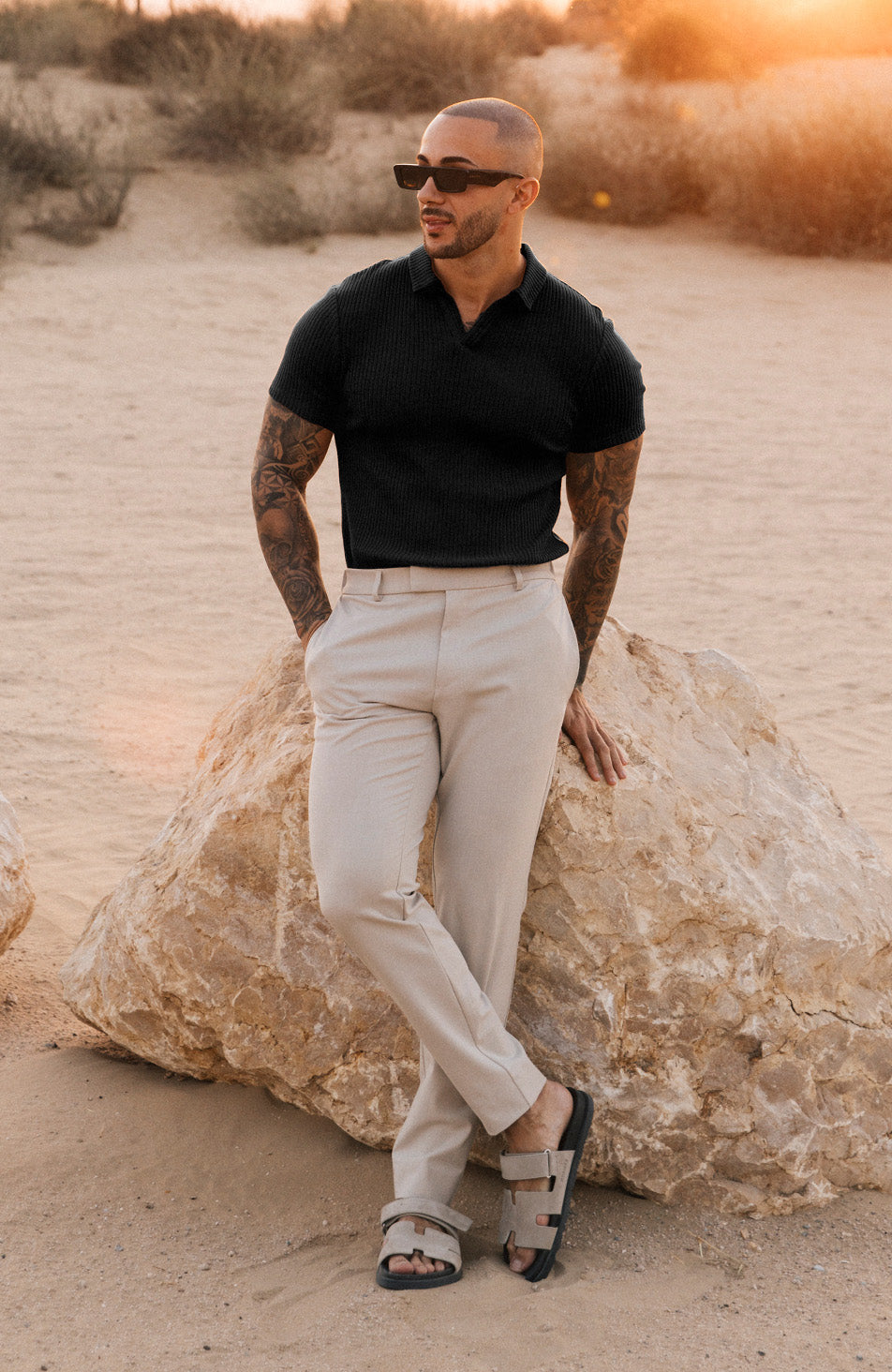 Elysee Slim Ribbed Revere Polo in Black