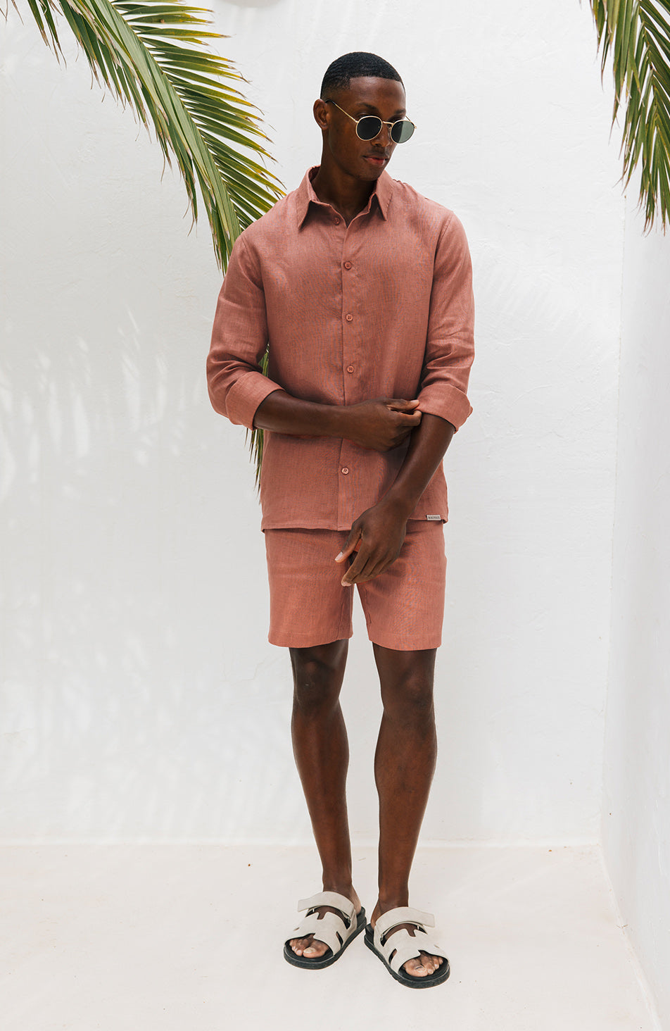 Nammos Pure Linen Tailored Shorts in Canyon