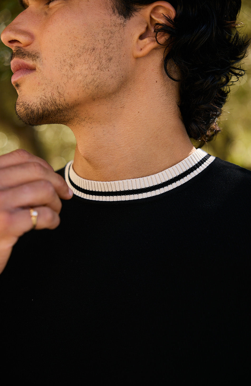 Riccio Slim Knit Tipped Polo in Black