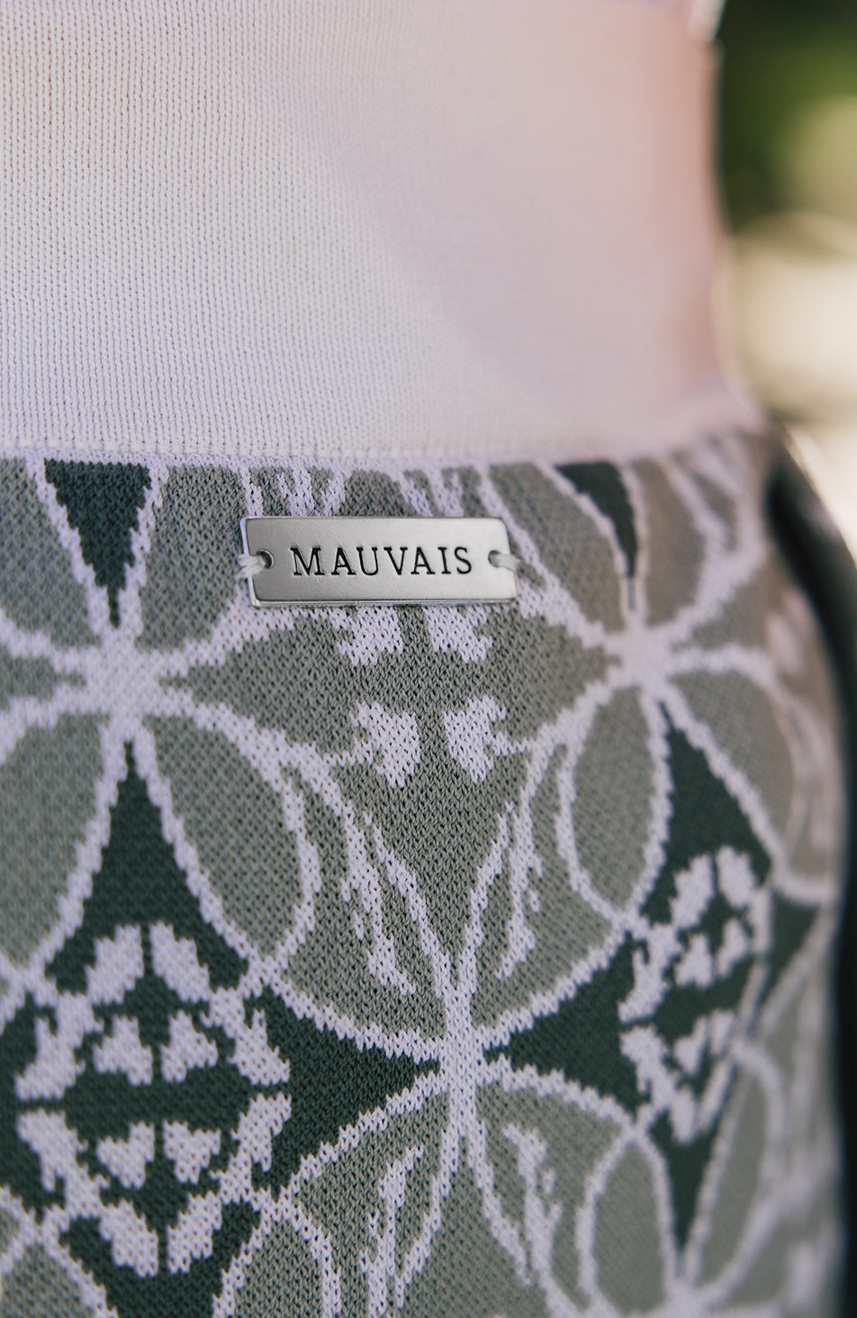 MAUVAIS