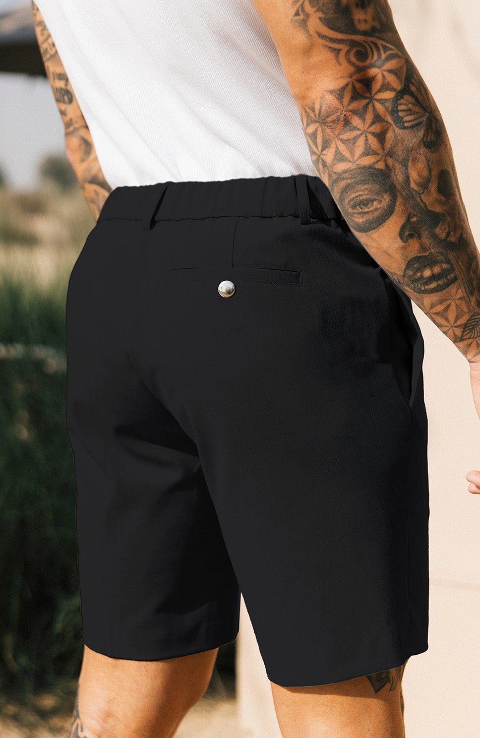 Aster Tailored Stretch Fit Short in Black