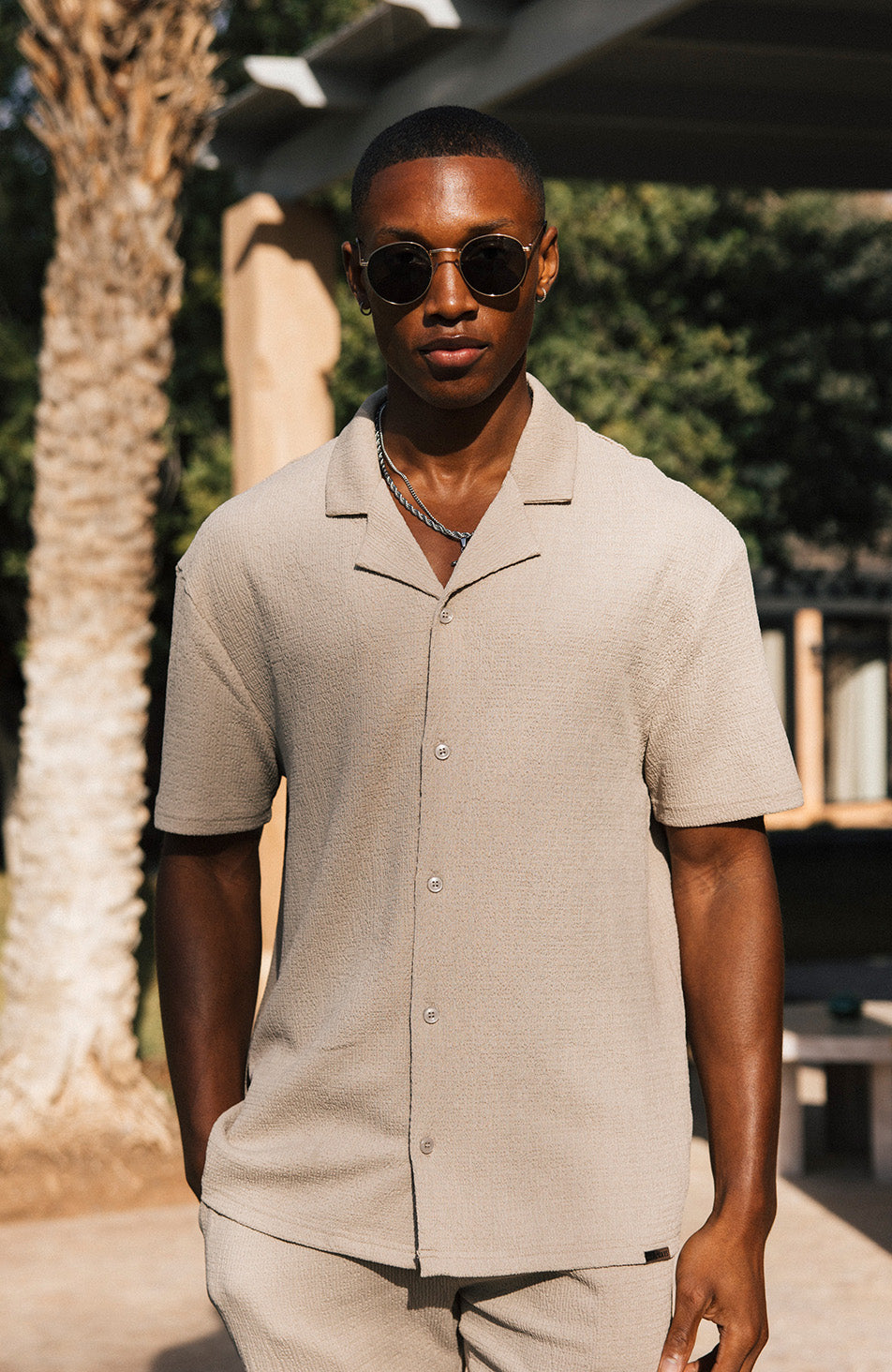 Eivissa Relaxed Fit Shirt in Taupe