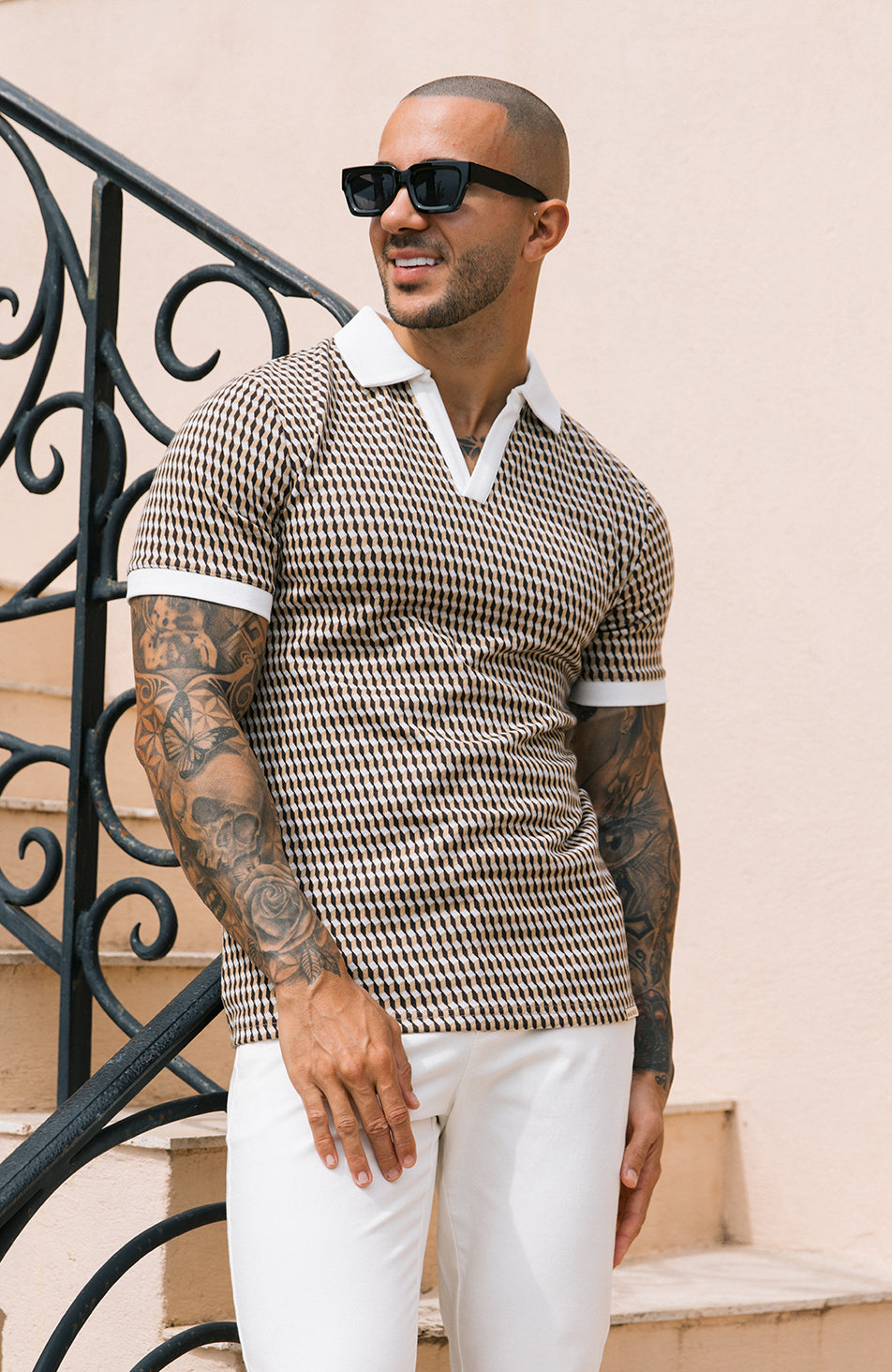 Model is 5'11 with size S chest, wearing size S