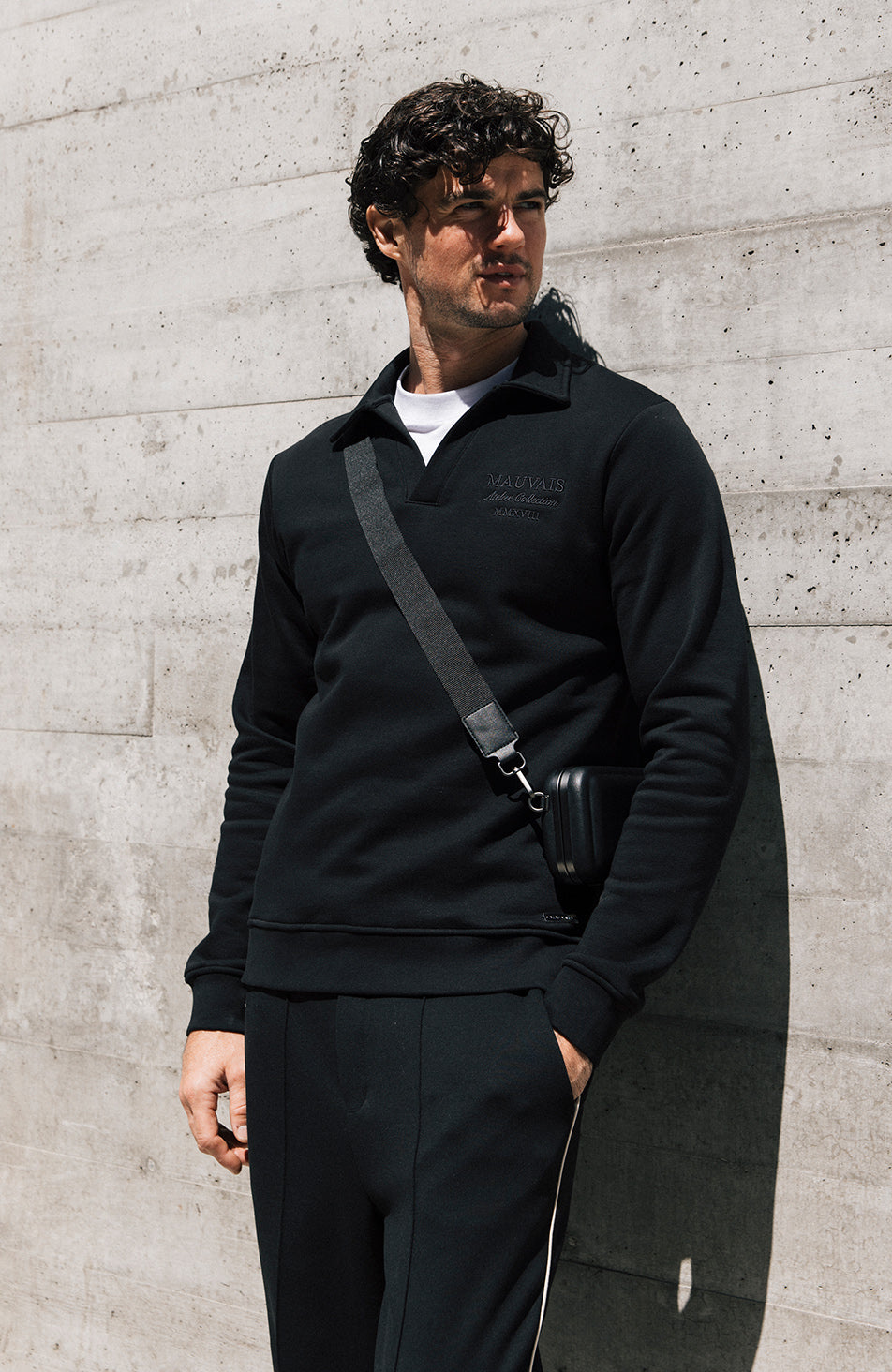 Marreo Regular Revere Sweatshirt in Black