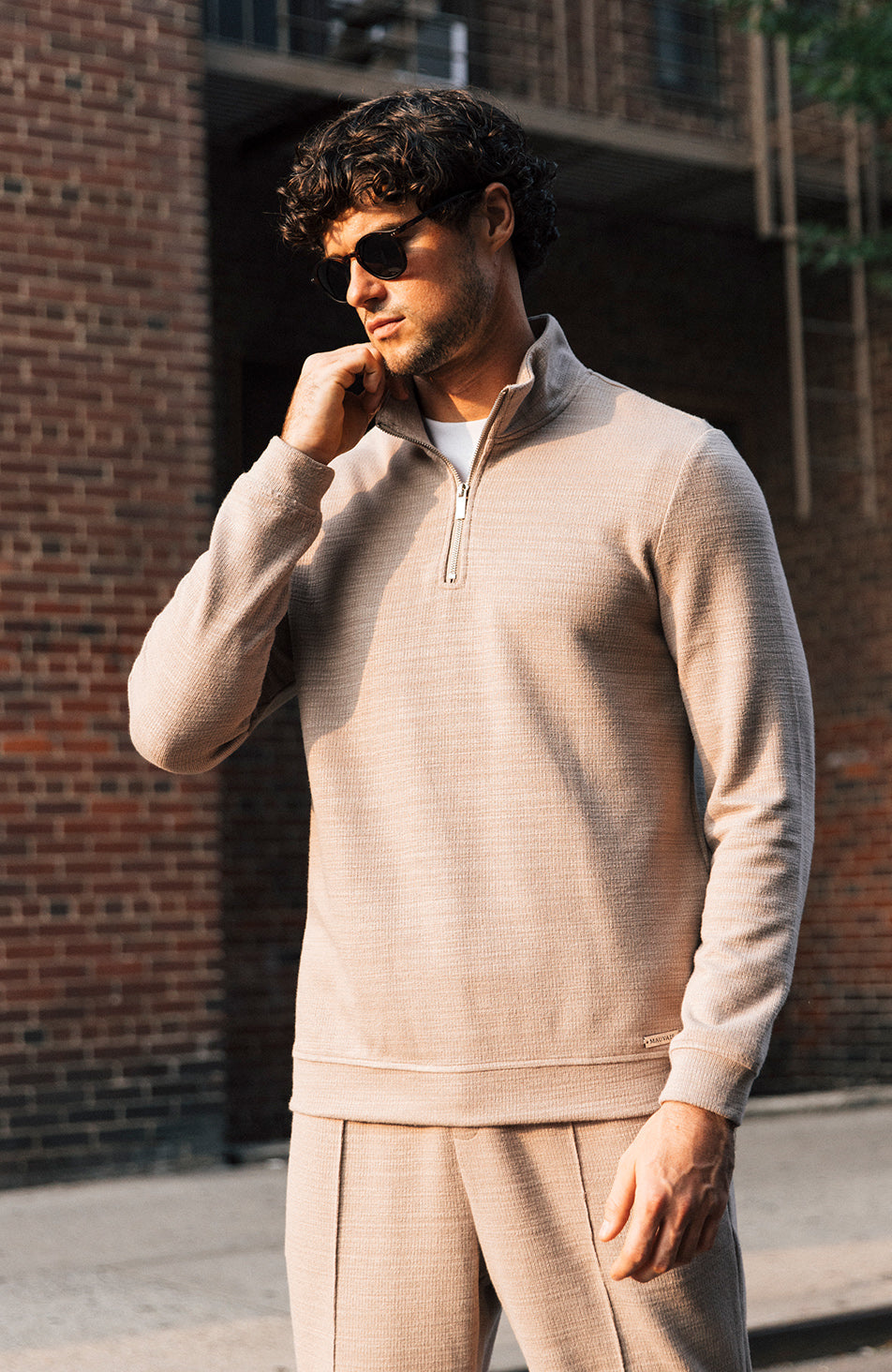 Leandre Regular Premium Textured Quarter Zip Knit in Taupe