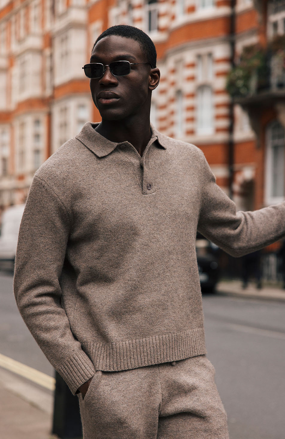 Model is 6'2 with size M chest, wearing size M&nbsp;