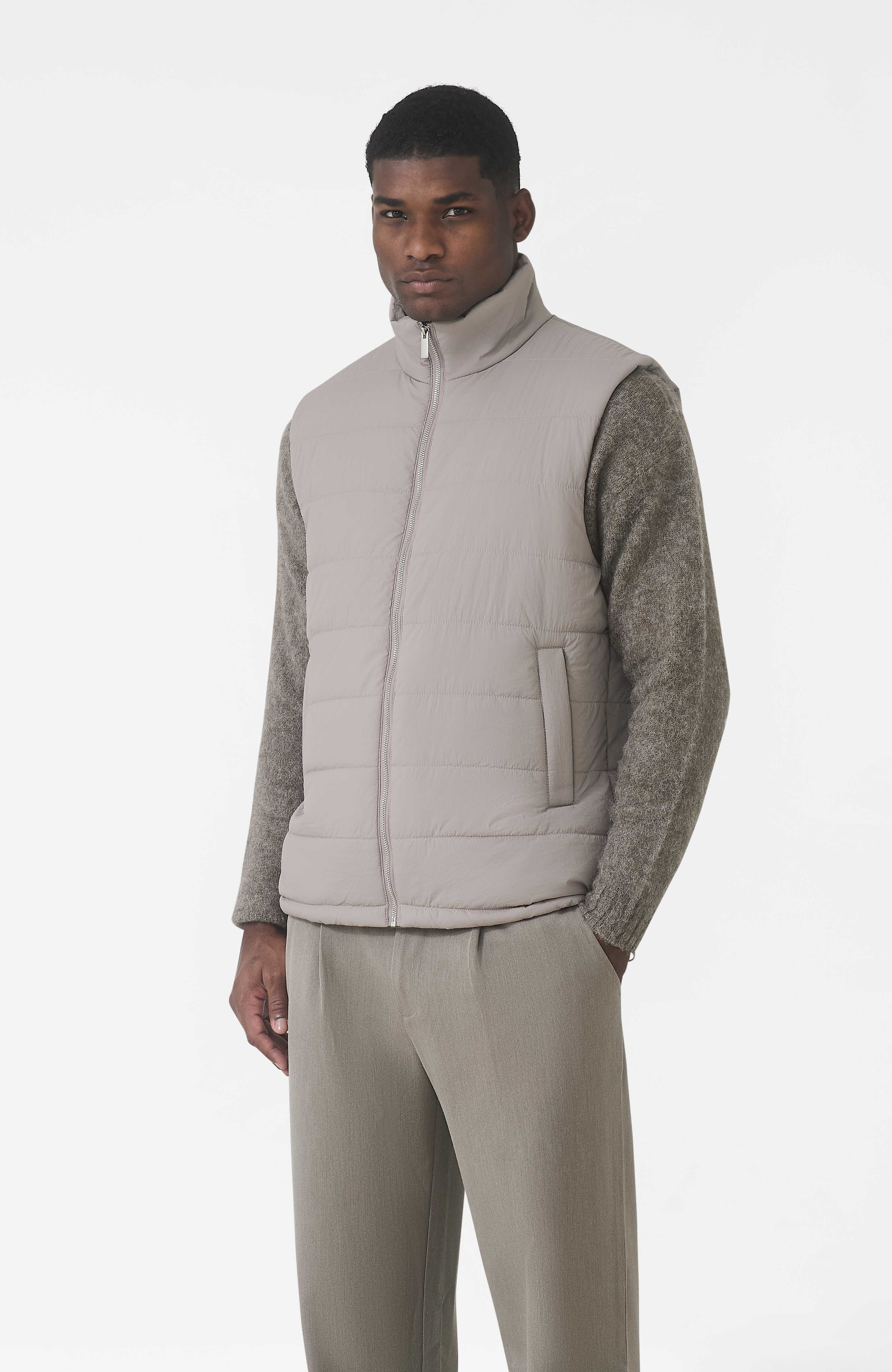 Thar Light Weight Gilet in Taupe