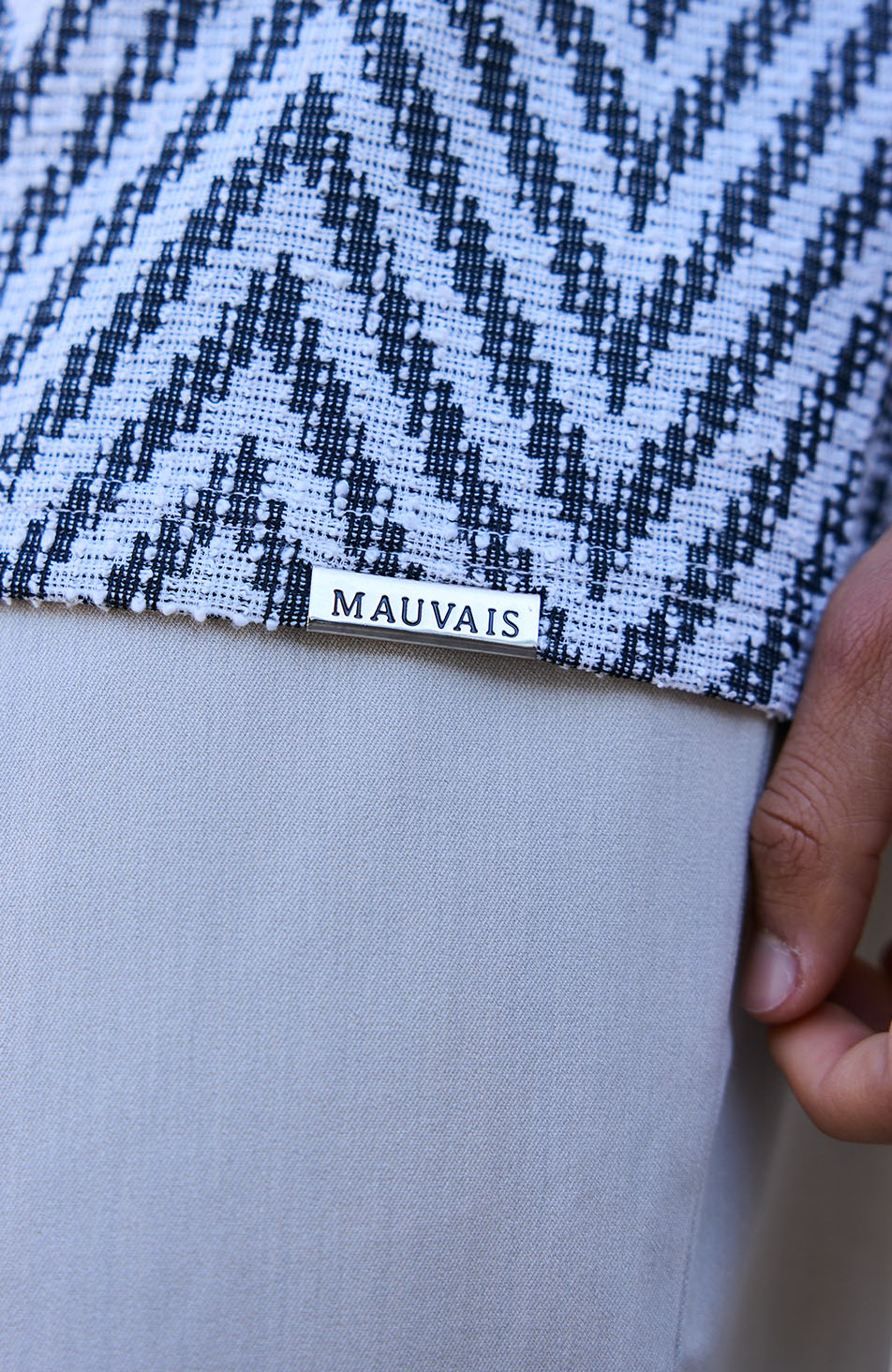MAUVAIS
