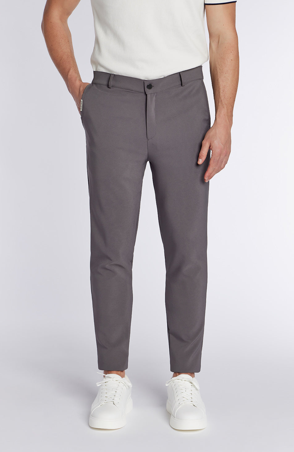 Signature Hybrid Pants in Grey