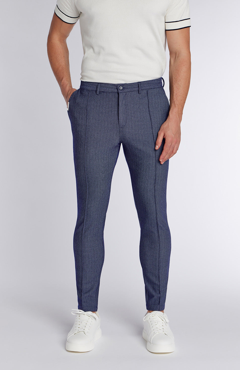 Tormore Slim Geo Textured Pants in Navy