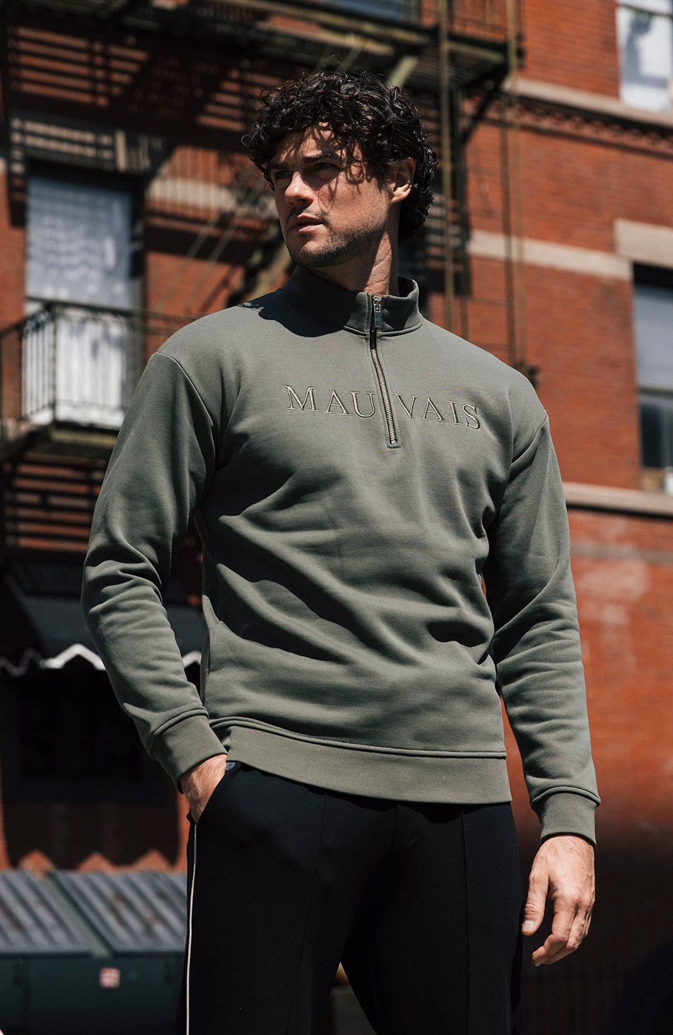 MAUVAIS